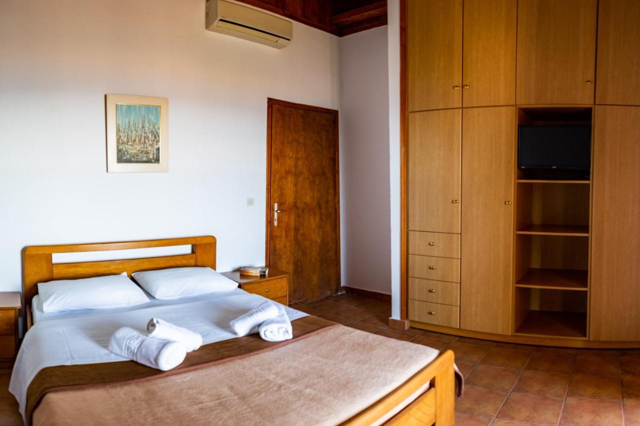 Papanestoras Apartments Кардамили Екстериор снимка