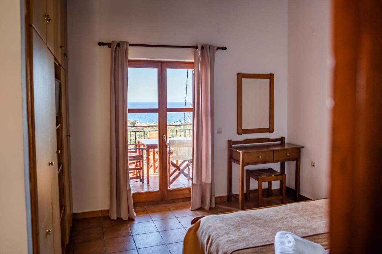 Papanestoras Apartments Кардамили Екстериор снимка